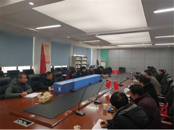 毛集實驗區教育局黨委組織基層黨支部書記 赴淮南第二十四中學、淮師附小參觀學習黨建工作